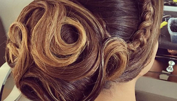 آرایشگاه فلورا