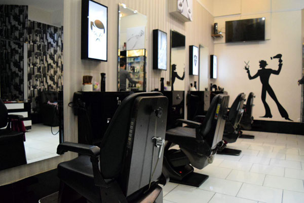 آرایشگاه مونیک